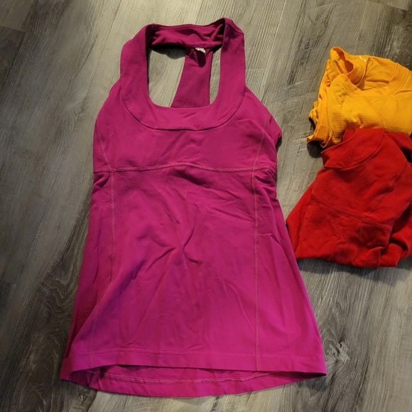Six Size 6 Lululemon Tops - Picture 6 of 8